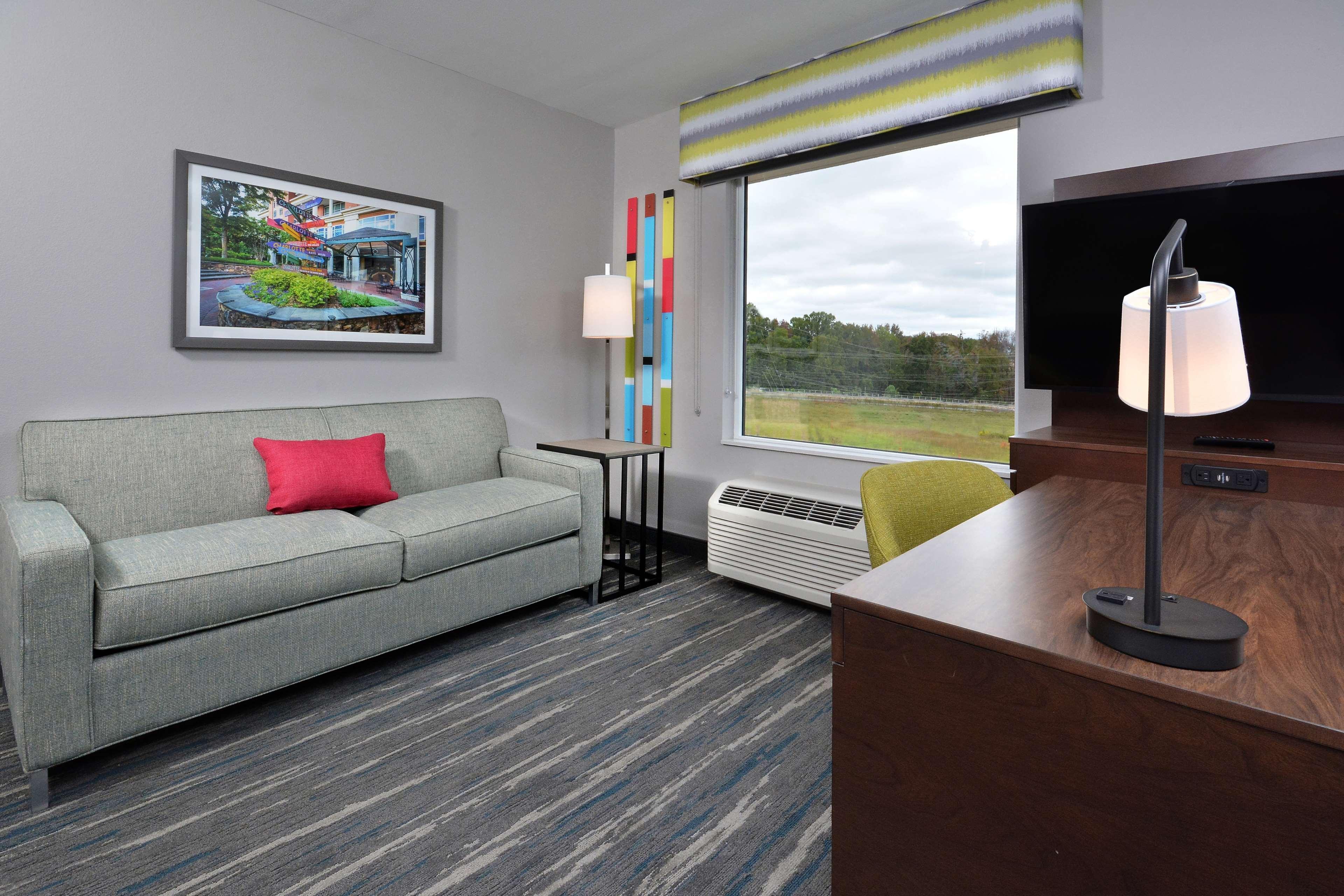 Hampton Inn & Suites Charlotte North I 485 Exterior foto